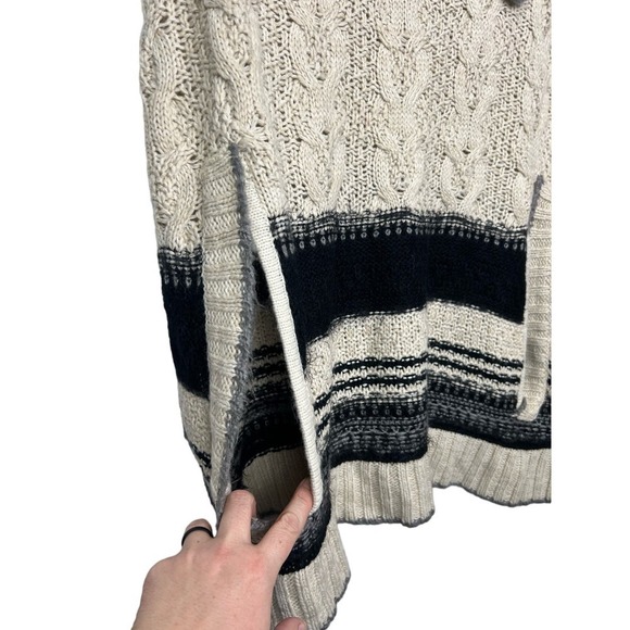 Cliche Couture Wool Blend Chunky Cable Knit Poncho Cowl Neck Oversized Boho S - Picture 3 of 7